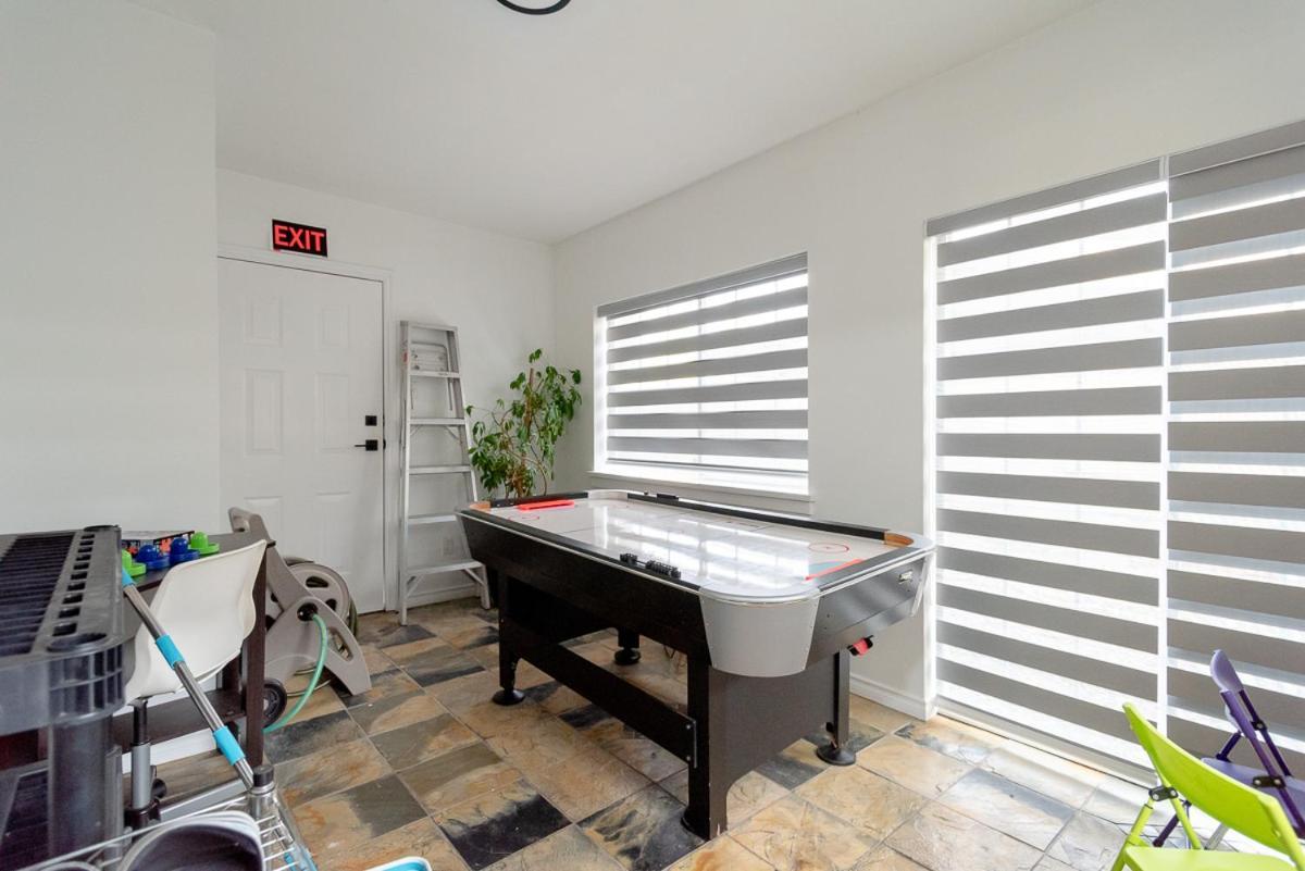 Spacious & Modern By The Beach White Rock Eksteriør bilde