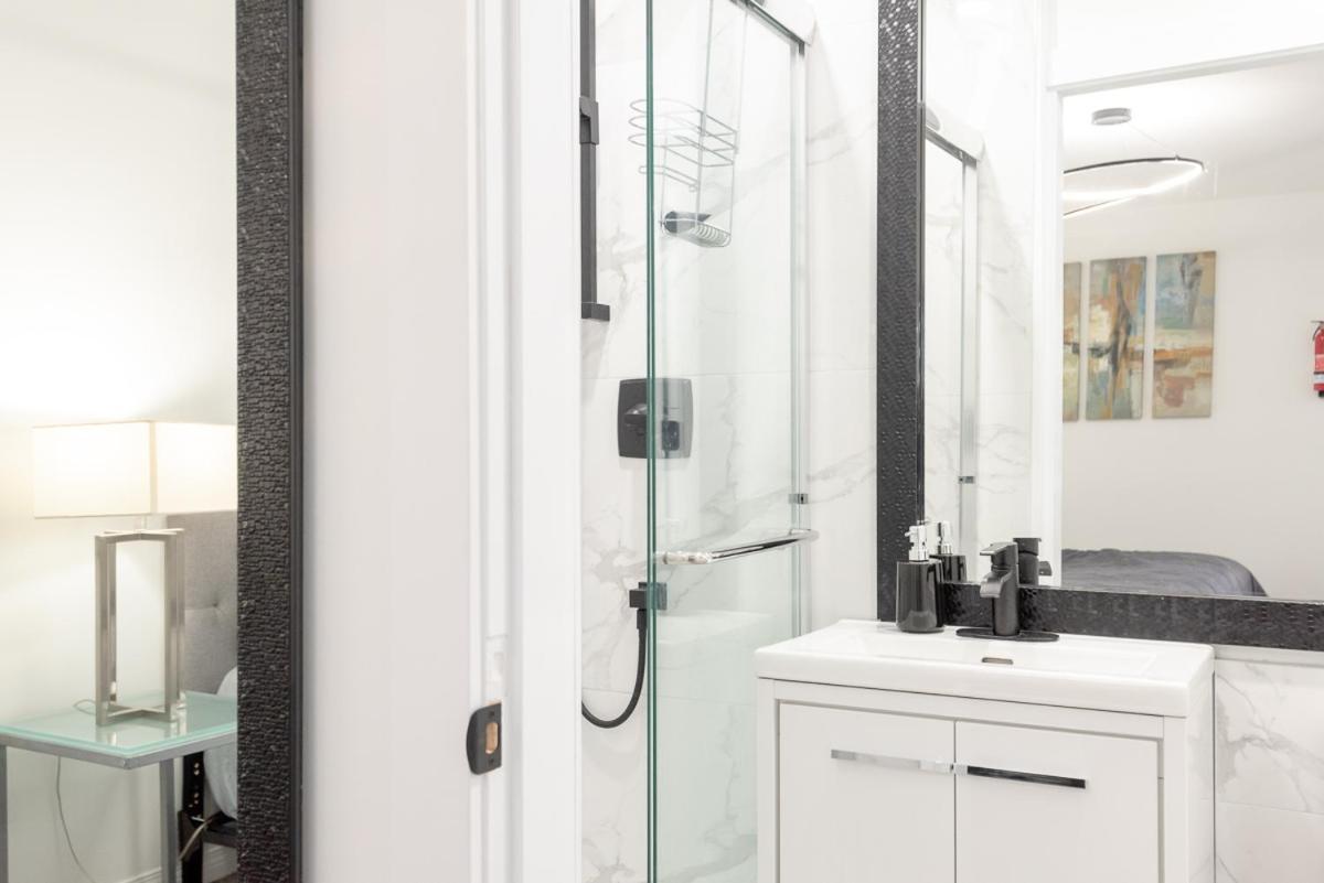 Spacious & Modern By The Beach White Rock Eksteriør bilde