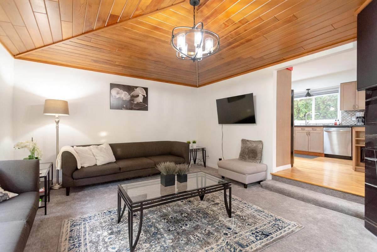 Spacious & Modern By The Beach White Rock Eksteriør bilde